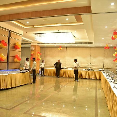 Hotel Orchid Blu Alīgarh エクステリア 写真